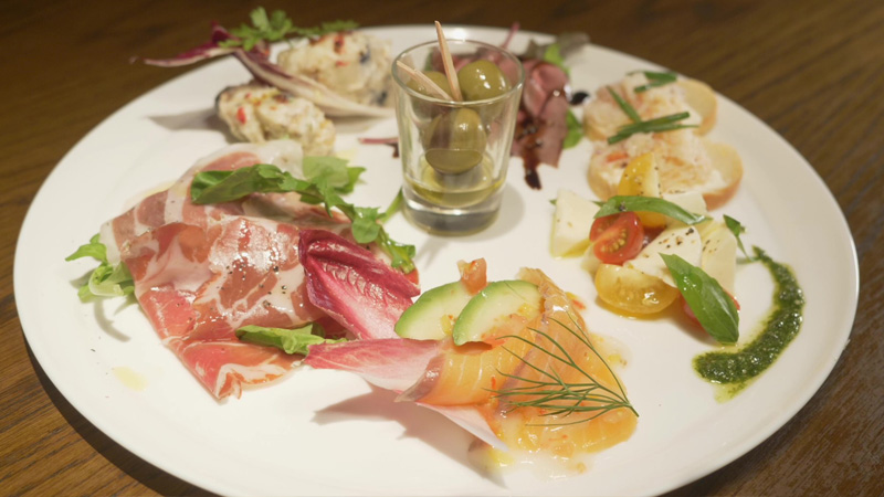 女子駅前ガイドイーグルテレビ