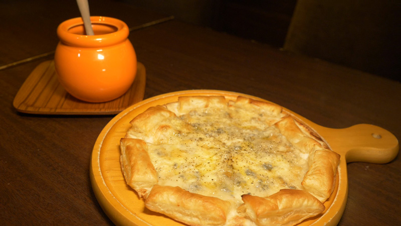 女子駅前ガイドイーグルテレビ