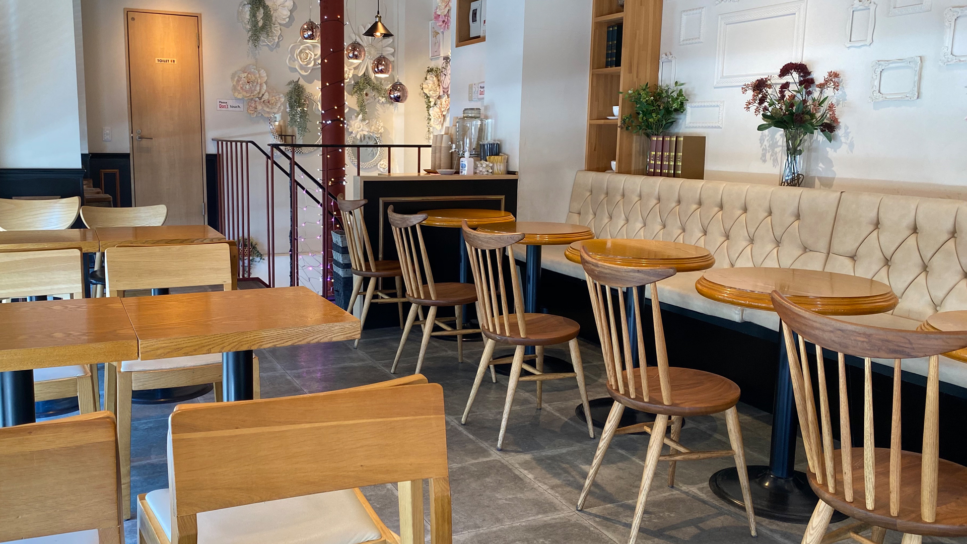 女子駅前ガイドイーグルテレビ新大久保HOMIBING（ホミビン）花野ゆな